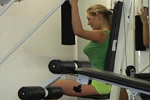 惹火尤物laure在线播放