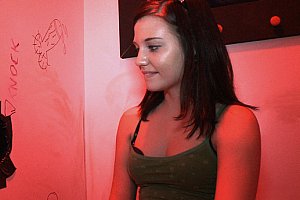 黑人巨大bdsm在线