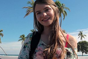 欧美老妇人肥唇xxxxbbb